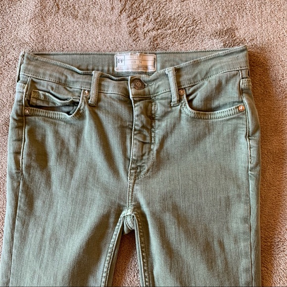 Free People Olive Green Distressed Skinny Jeans 24 - Picture 11 of 16